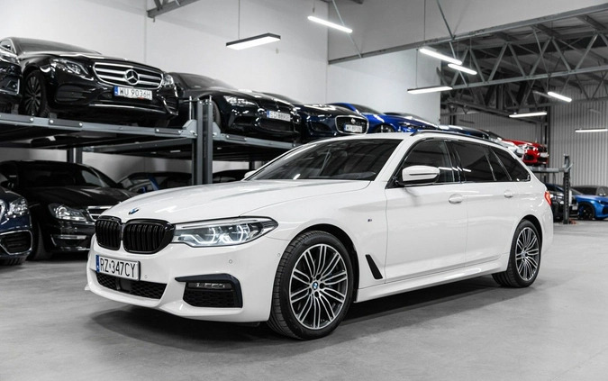 samochody osobowe BMW Seria 5 cena 165000 przebieg: 170122, rok produkcji 2019 z Kobyłka